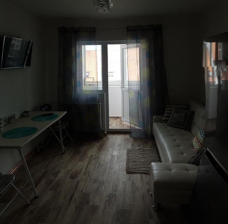 Studio New Strand Sibiu Bagian luar foto